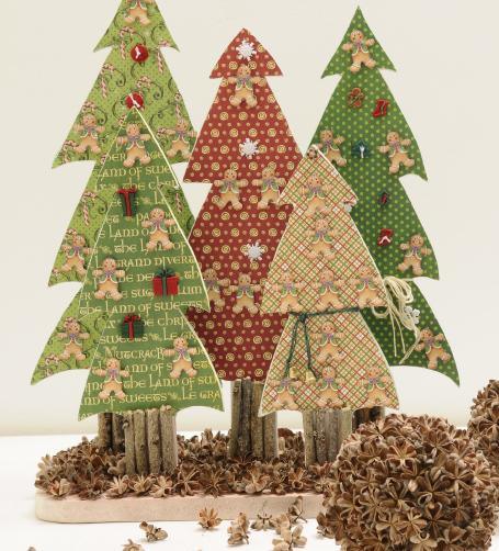 Bosque de Arbolitos con Esferas y Semillas