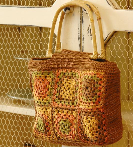 Cartera con Cuadros a Crochet