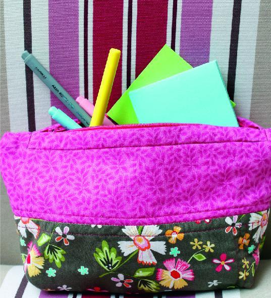 Estuche Fucsia con Flores