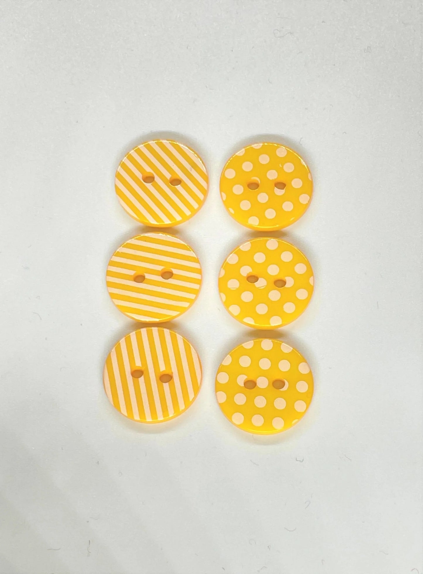 25- Botones Líneas y Puntos en Amarillo