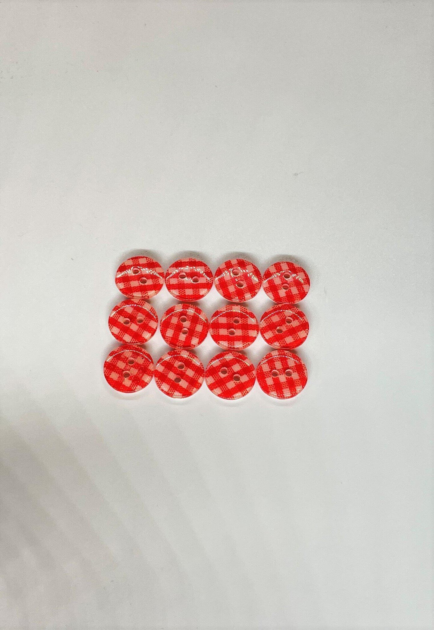 19- Botones Cuadrillé Rojo